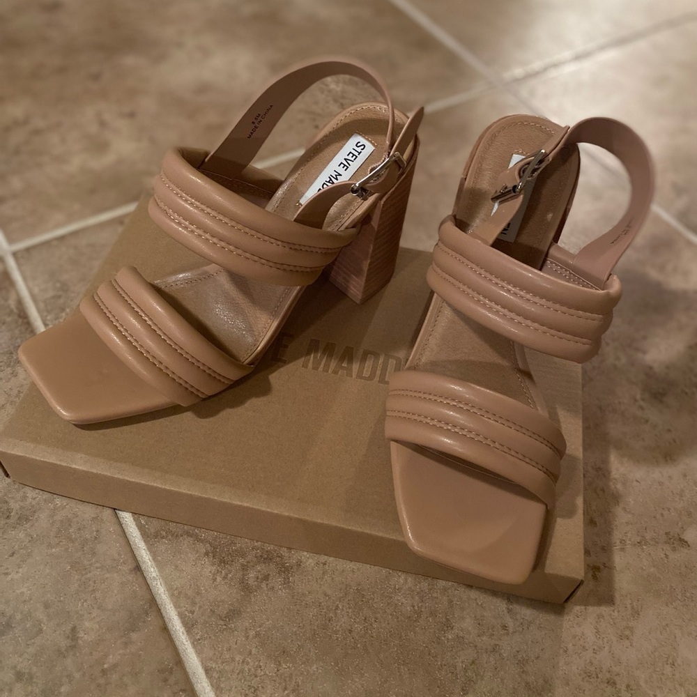 •Brand new • Steve Madden Quilted Sandal